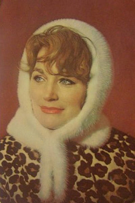 Измены хирурга и строгая свекровь довели Людмилу Хитяеву до разрыва и как она благословила мужа на свадьбу с другой