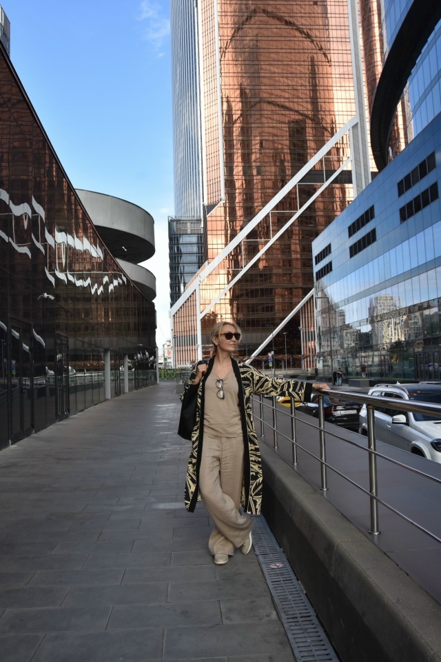 «Мне хотелось быть актрисой, а не пародисткой»: как 55-летняя Светлана Галка усыновила 5-летнего сына и обрела себя без брака