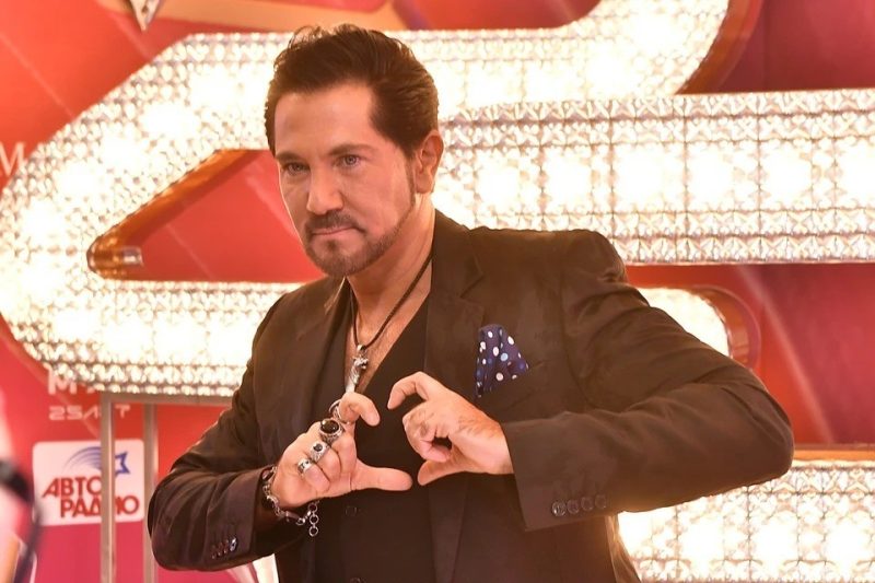 «Я ничего не понимал»: Авраам Руссо рассказал, как начиналась его карьера и при чём тут Кристина Орбакайте