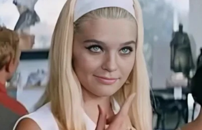 От роковой соблазнительницы до психбольницы: трагедии Светланы Светличной