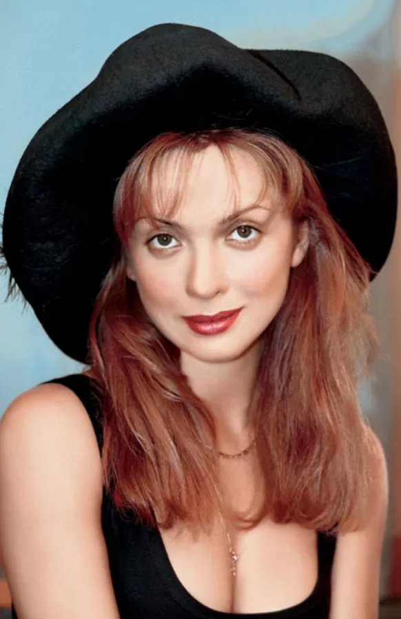 «Пьяница мне оказался не по силам»: почему звезда «Бандитского Петербурга» Ольга Дроздова бросила первого мужа