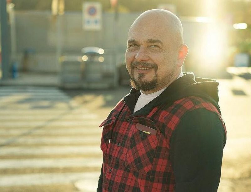 «Я это испытал!»: как "пьяная" удача спасла звезду от монастыря, а бывшая жена отсудила коттедж