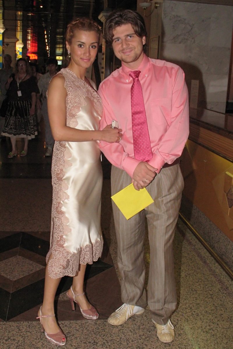 От скромной грузинки до бизнесвумен: чем пожертвовала Тина Канделаки ради славы?