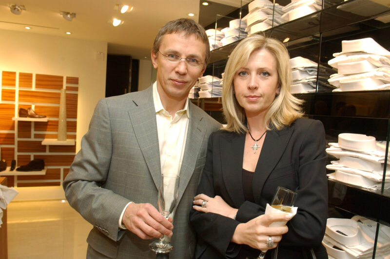 «У тебя одни кости! Какая же ты красивая!»: как слова легендарного хоккеиста Ларионова довели его дочь до анорексии