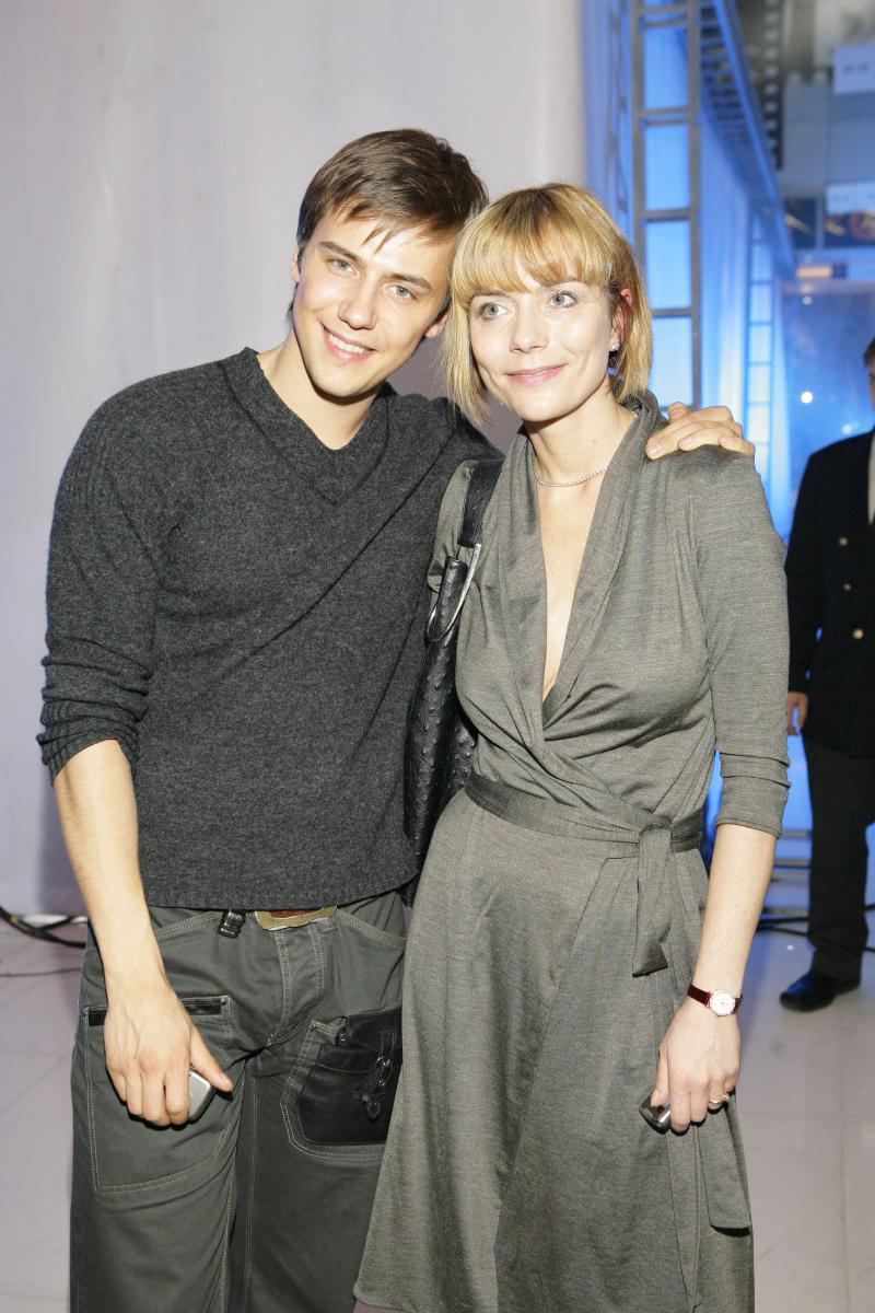 «Я же бесплодна!»: как звезда «Двух судеб» Екатерина Семёнова чуть не оказалась в психушке, а её муж-миллионер был найден мёртвым