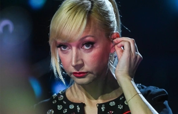 «Абсолютно всё, даже собственное мнение»: как 53-летняя Кристина Орбакайте потеряла 100 млн и столкнулась с отменой концертов