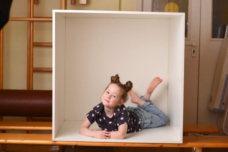 «Он снова стал смотреть на мир шире»: как 77-летний Владимир Стеклов обрёл позднее счастье с дочкой Ариной