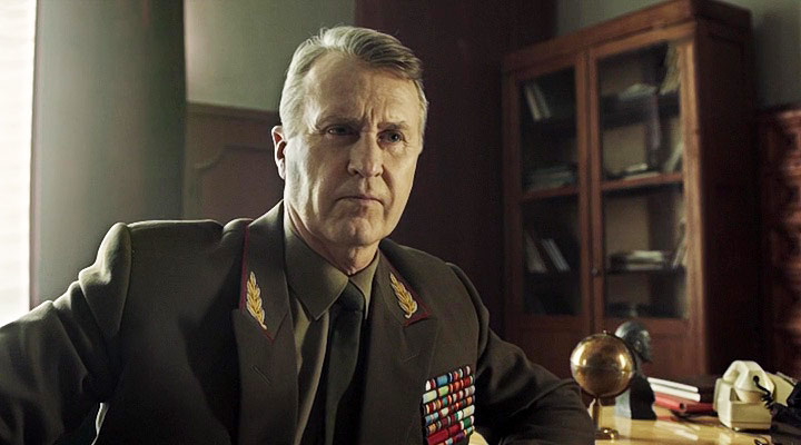 «Бомж» на миллион: как актер Олег Штефанко уехал в США, стал официантом и снялся с Джулией Робертс