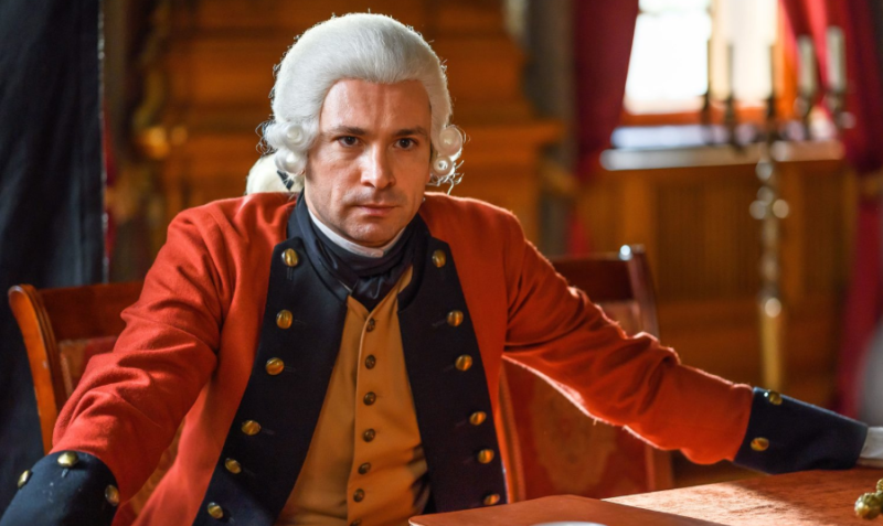 Увёл из-под венца и счастлив 25 лет: как выглядит жена и чем занимаются дети Антона Хабарова?