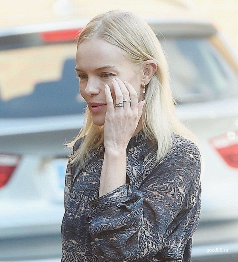 «Она не боится быть собой»: почему звезды отказываются от грима и что скрывают их лица?