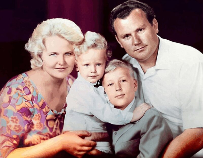 «Бомж» на миллион: как актер Олег Штефанко уехал в США, стал официантом и снялся с Джулией Робертс