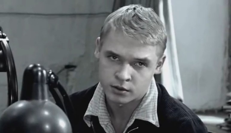 «Он ушел к другой? Я не знаю, к какой!»: кто разрушил брак Александры Урсуляк и Александра Голубева после рождения двух дочерей