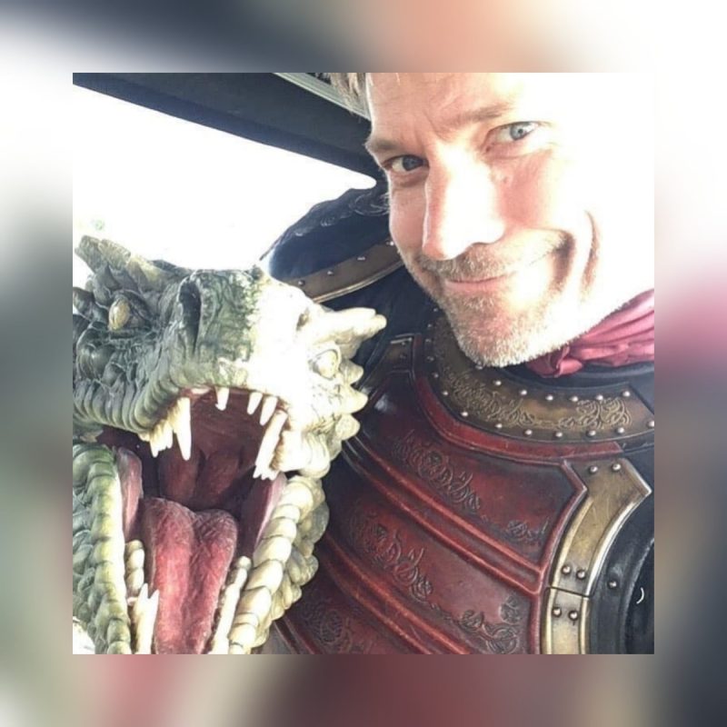 «Он обнимал дракона!»: чем на самом деле занимаются Джокер и Гарри Поттер за кадром?