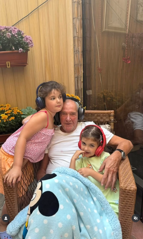 «Повезло встретить достойную женщину»: почему 85-летний Виторган и 62-летняя Млодик стали изгоями в Сети?