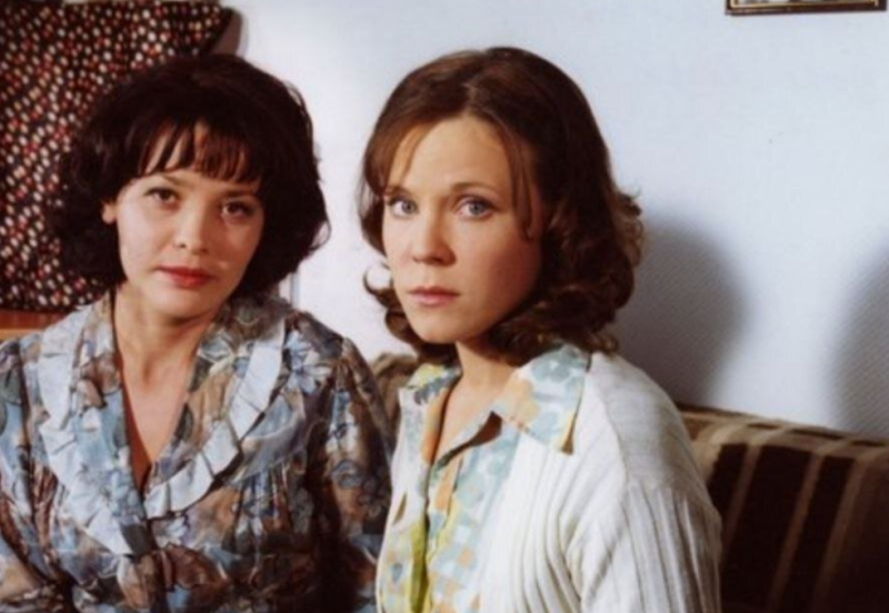 «Я этого, наверное, не переживу!»: почему 48-летняя Куликова боится бунта 15-летнего сына и как сложилась ее личная жизнь после развода