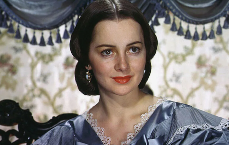 «Она была просто несчастной»: почему эти 10 актёров стали настоящими долгожителями, дожив до 100+ лет