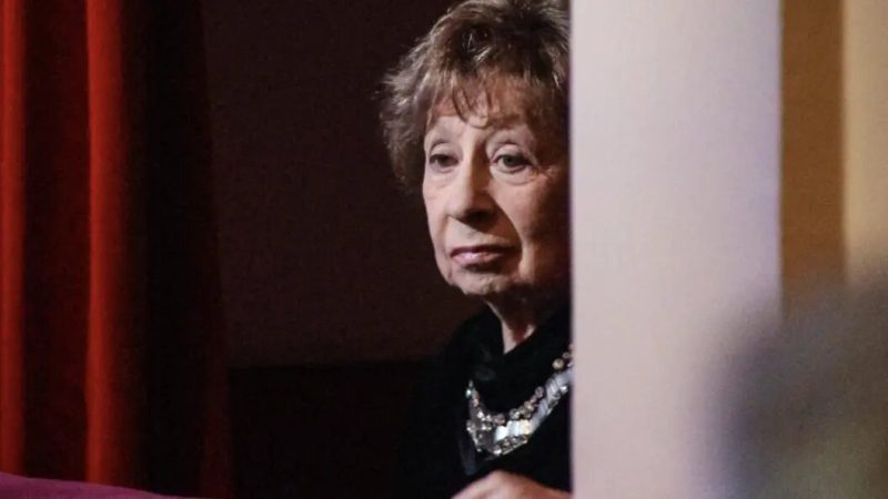 «Какой печальный итог старой клячи!»: 87-летняя Лия Ахеджакова «покоряет» Америку, но русские лишь посмеялись