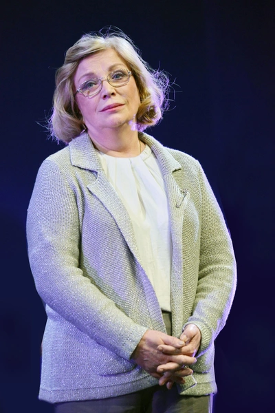 Ольга Остроумова | www.starhit.ru