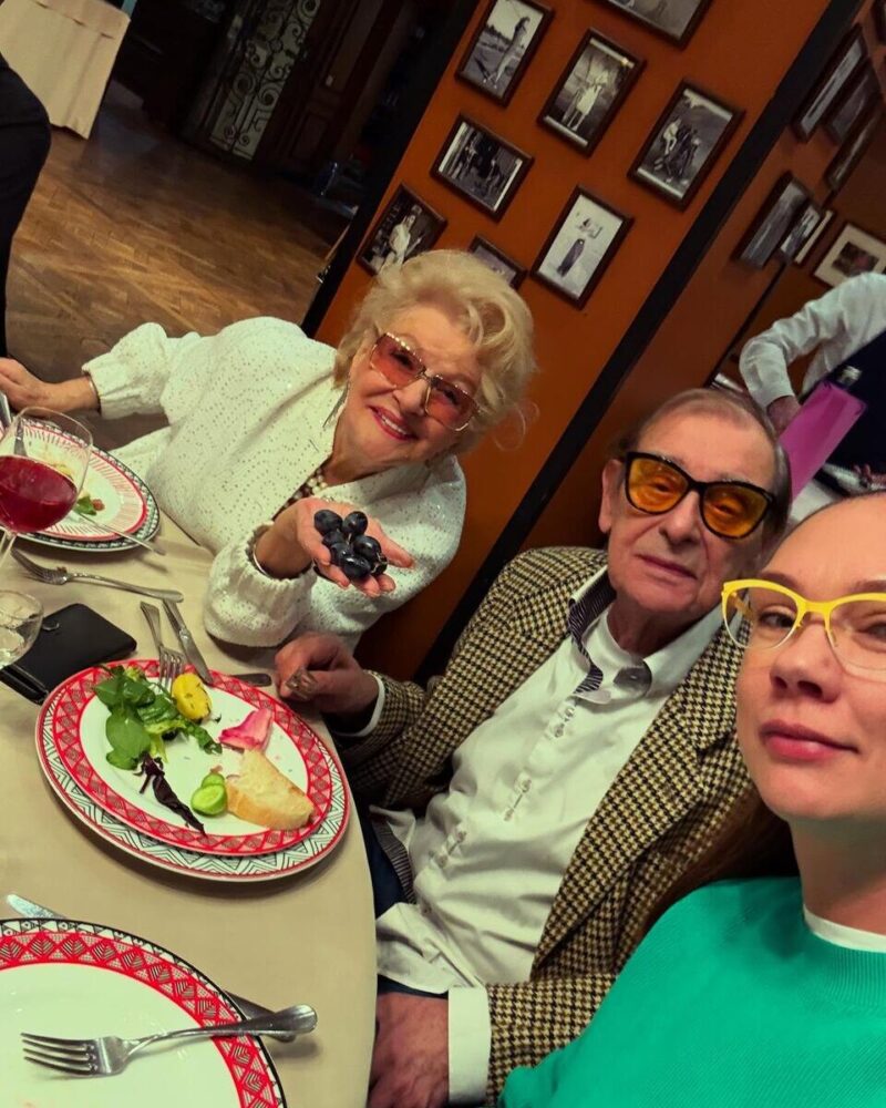 «Он мягко стелет, да жёстко спать»: 89-летняя Светлана Дружинина — о 67 годах брака, потере сына и 