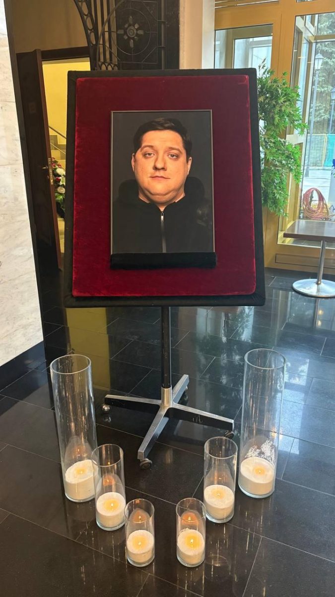 Жуткое признание родных: чем на самом деле болел звезда “Полицейского с Рублевки” и почему о болезни Попова молчали до прощания с ним