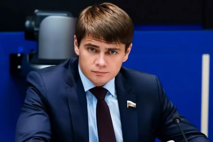 Развод после 26 лет: Сын Боярского скрывает новую семью и миллиарды?