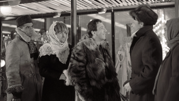 «Он обнимался с вшивым ослом!»: что Леонов скрывал от публики 50 лет после съемок «Джентльменов удачи»