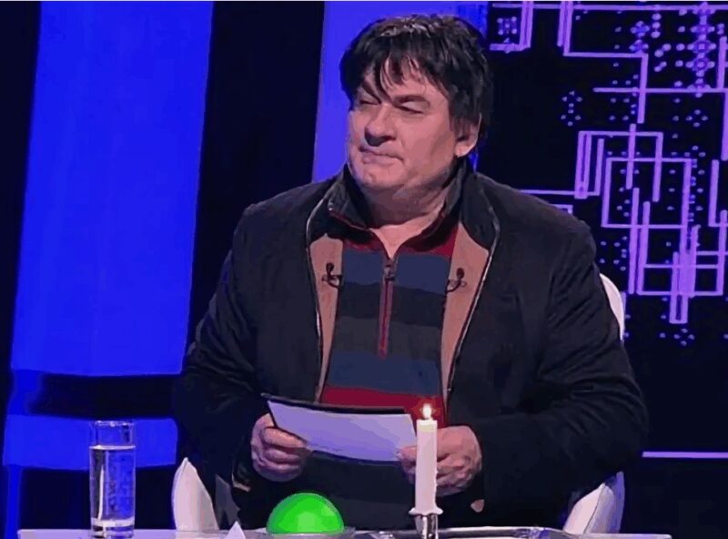 «Ей не нужны были эти часы!»: как 310-тысячный подарок стал причиной скандалов Серова с бывшей женой и внебрачными детьми