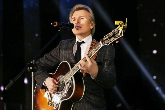 «Железная Эмма» и дважды брошенный сын: почему Александр Малинин не признаёт дочь, но усыновил пасынка?