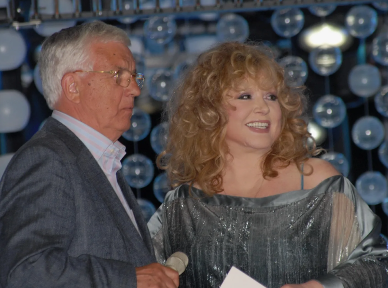 «Чистила бы таверны»: что Раймонд Паулс рассказал о Пугачевой, Вайкуле и криминальных связях Ротару