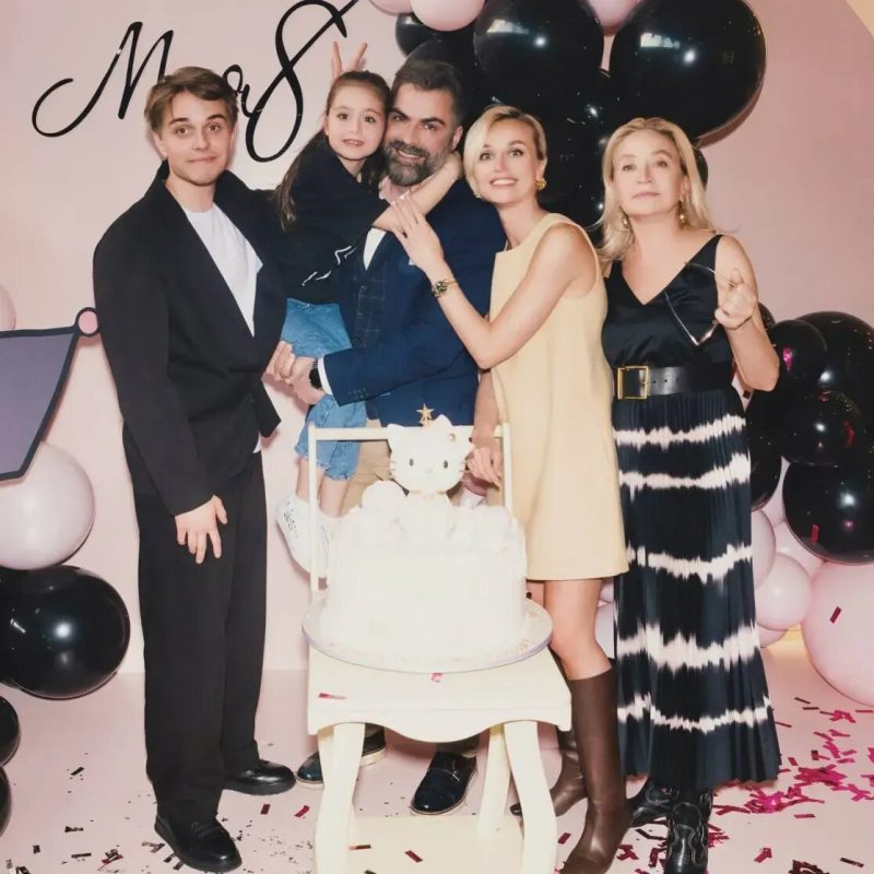 «Гонорар за 4 песни — 23 млн»: почему два брака Полины Гагариной распались, и кто теперь живёт в её особняке за 500 млн?