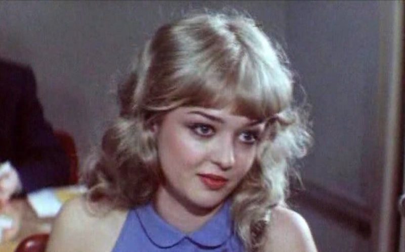 «Чайник в него швырнула» : что стало с красавицей Вероникой Изотовой, которая дважды выходила замуж за одного и того же мужчину