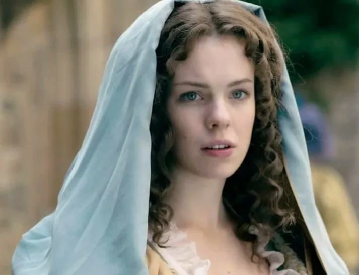 «Он был настоящим красавцем, но не обращал внимания»: что скрывает 36-летняя Анна Старшенбаум, дважды предавшая знаменитого актера