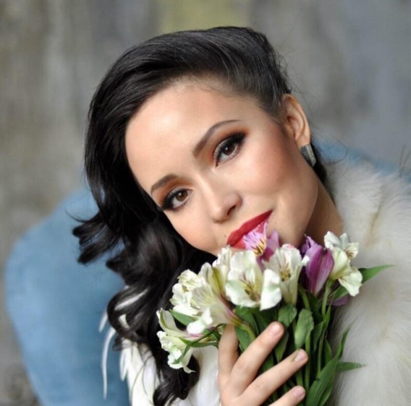 «Ты — мой пример!»: как живет единственная внучка Анны Самохиной спустя 14 лет после ухода актрисы