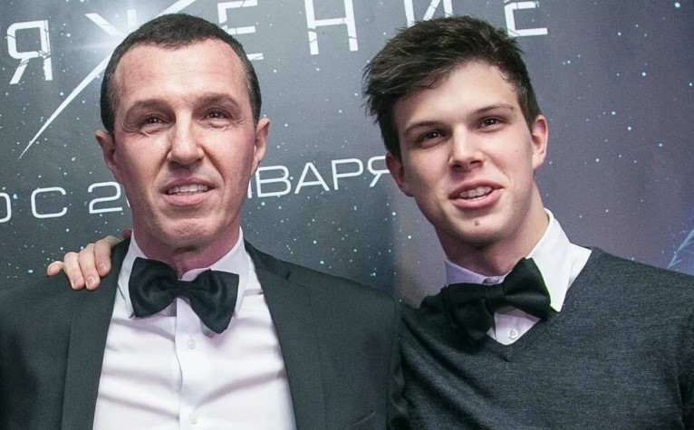 «Он просил меня делать аборты и изменял»: как Игорь Верник, мечтавший о большой семье, обрел счастье только в 60+