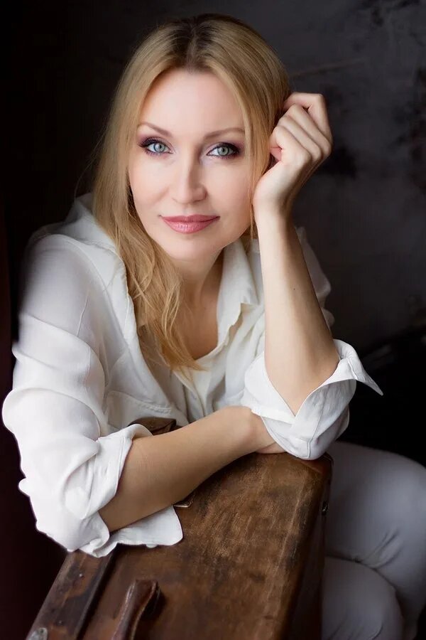 «Мне хотелось быть актрисой, а не пародисткой»: как 55-летняя Светлана Галка усыновила 5-летнего сына и обрела себя без брака