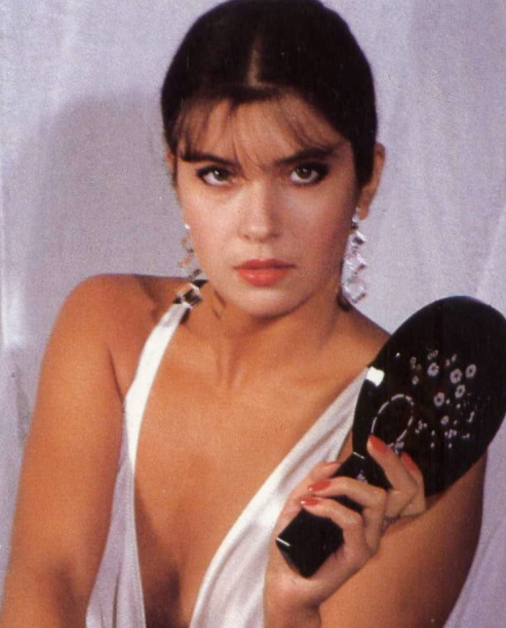 «Ей не хотелось жить»: звезда 90-х Вера Сотникова так и не простила себе упущенное счастье