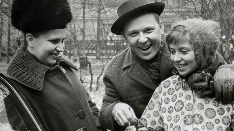 «Зачем мне ваши клоуны?!»: как обида Горбачёва стоила России «Солнечного клоуна» и почему он не вернулся к дочери