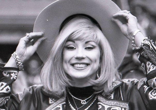 «Ей не хватало ума, чтобы быть рядом»: как первый муж Маши Распутиной «лепил» звезду и умер в нищете