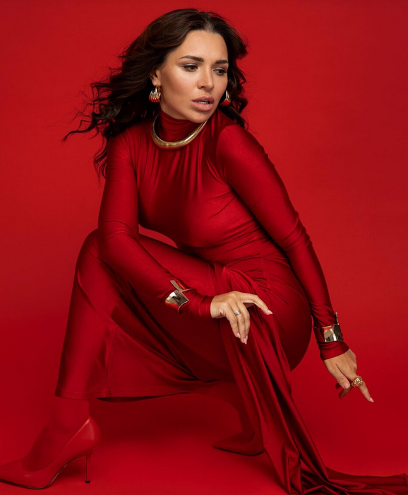 «Он меня грыз»: чем закончились 23 года брака Константина Ивлева и почему 28-летняя жена ушла спустя 4 года