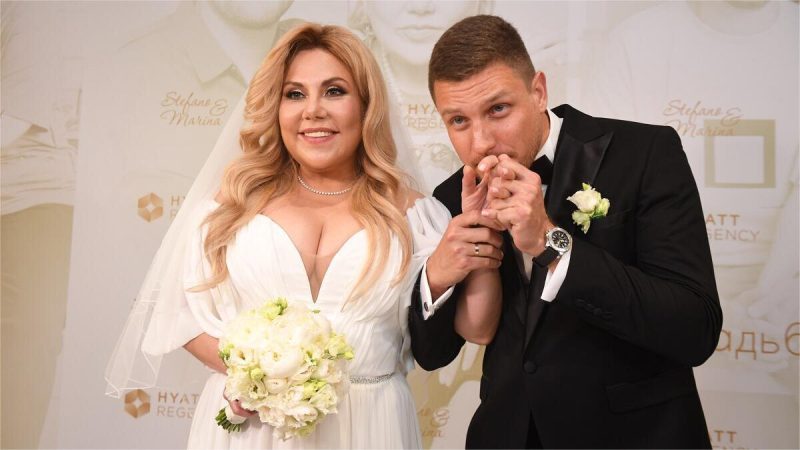 «Он подохнет без меня!»: почему Марина Федункив не могла расстаться с мужем-тираном 13 лет, а первенца родила в 53 года?