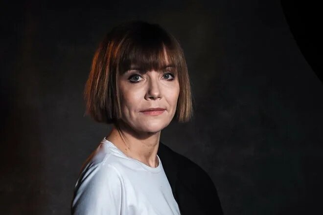 «Мне уже хочется нянчить малыша»: 54-летняя Екатерина Семёнова ждёт внуков, но дети вместо этого подарили ей собаку