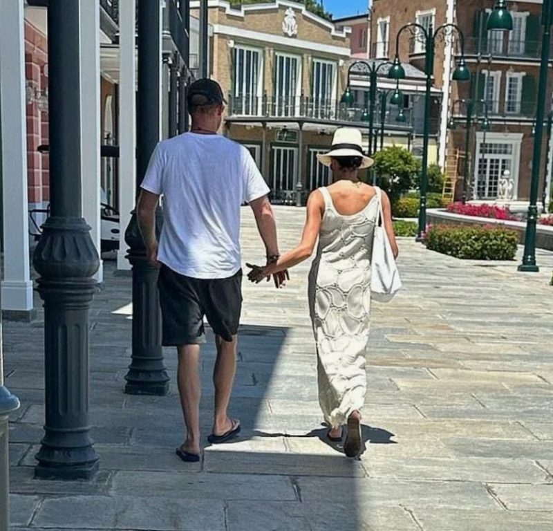 «Это почти абсурд!»: от чего вынуждена была отказаться 42-летняя Меган Маркл ради королевской семьи?