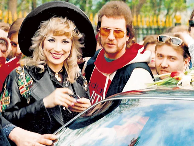 «Ей не хватало ума, чтобы быть рядом»: как первый муж Маши Распутиной «лепил» звезду и умер в нищете