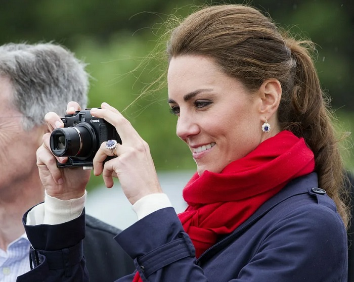 Не давать автографы и не показывать любовь на публике: что еще запрещено Кейт Миддлтон