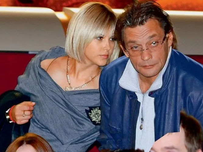 «Врагов я обычно убиваю»: как алкоголь и женщины погубили карьеру 60-летнего Домогарова, но