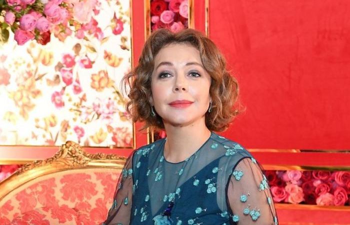 Едва сводит концы с концами, распродавая старую одежду и обувь: как ложь Божены Рынски стоила ей всего