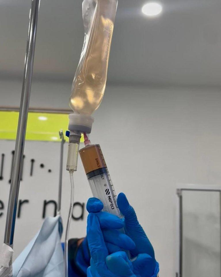 «Сначала молодеешь, потом сгораешь»: почему Ким Кардашьян рискует жизнью ради красоты и кто из наших актрис пострадал