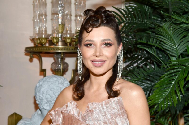 Вся правда о беременности Лерчек и ее тайном возлюбленном - зачем он ей нужен на самом деле