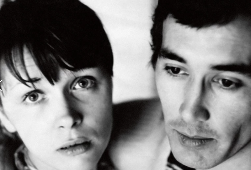 «Пока ты мужикам глазки строишь, я тут с голода подыхаю»: как муж-тиран изводил Людмилу Гаврилову, а Миронов добивался её три года