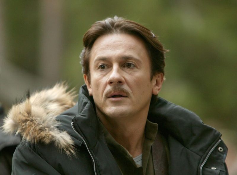 «Не хотел детей, а потом здоровье подвело»: что скрывал Олег Меньшиков почти 20 лет брака с 22-летней Анастасией